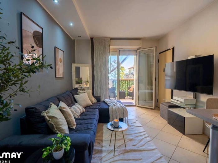 Appartamento bilocale in vendita in Viale Regina Margherita, Miramare Rivazzurra, Rimini