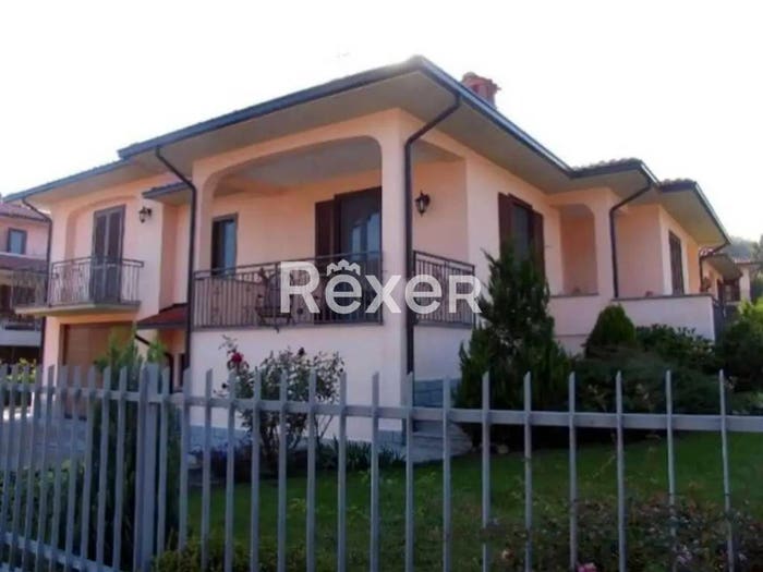 Casa con 6 locali in vendita in Via Rosario Livatino, Godiasco, Godiasco Salice Terme