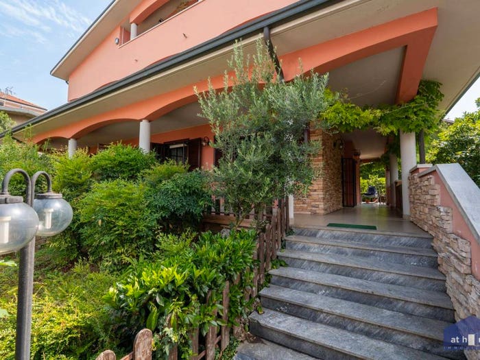 Casa con 5 locali in vendita in Via Tonale, Centro, Brugherio