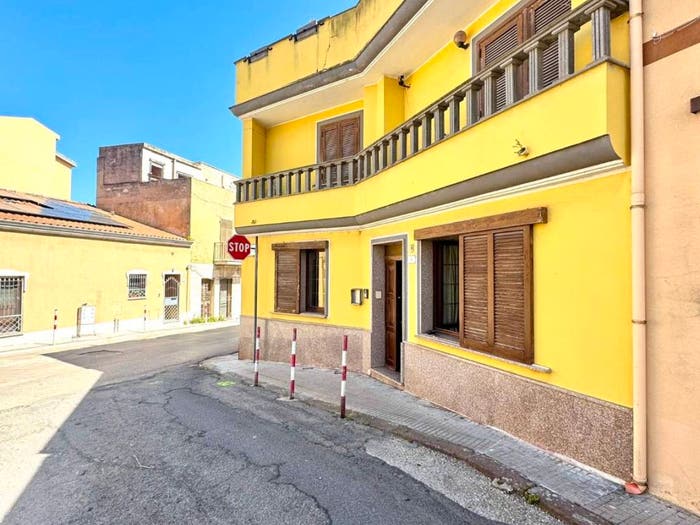 Casa con 6 locali in vendita in Via Rossini, Porto Torres