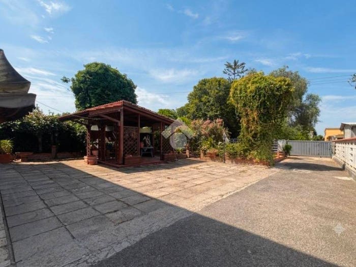Casa con 6 locali in vendita in Via dei Gelsomini, Centro, Cisterna di Latina