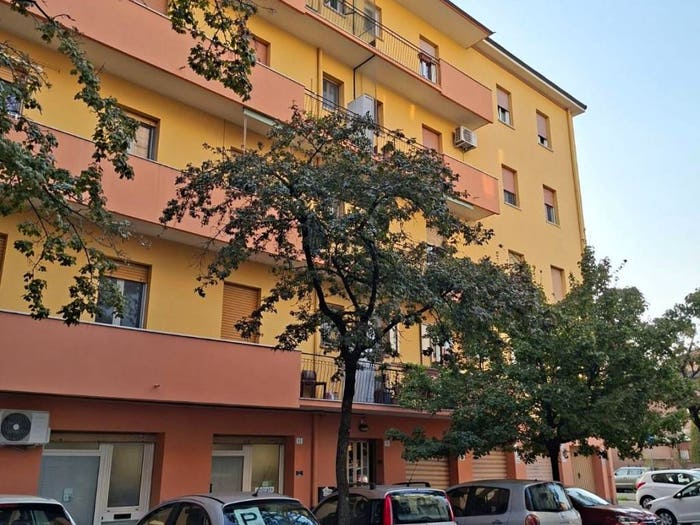 Appartamento trilocale in vendita in Via Serafino Serafini, San Faustino, Modena