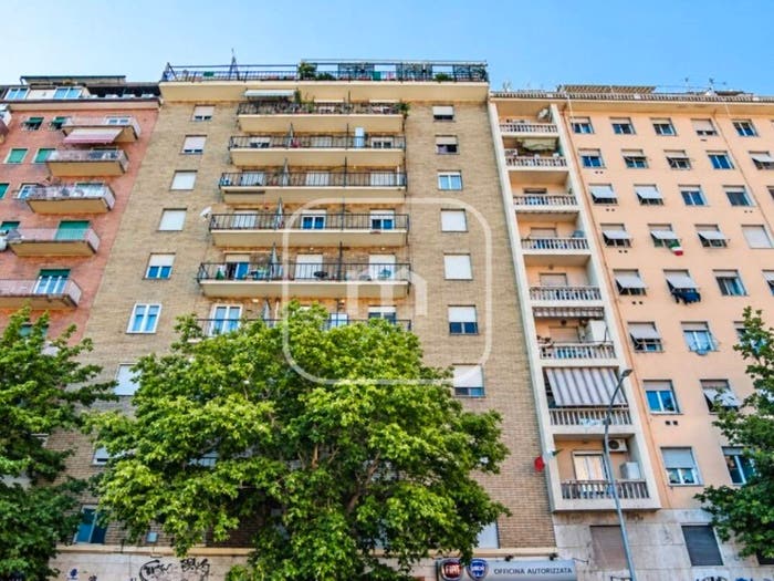 Appartamento quadrilocale in vendita in Via Gela, Re di Roma, Roma