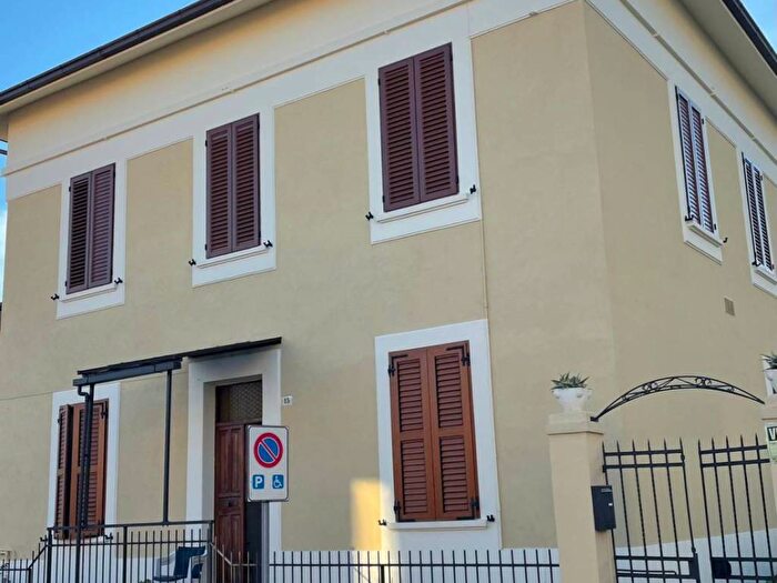 Casa trilocale in vendita in Piano, Ancona