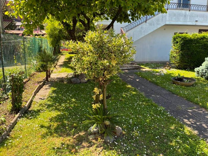 Casa quadrilocale in vendita in Via delle Rose, Madonna Pellegrina, Padova