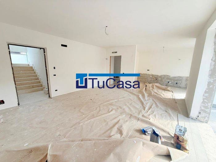 Appartamento quadrilocale in vendita in Viale della Libertà, Lusciano