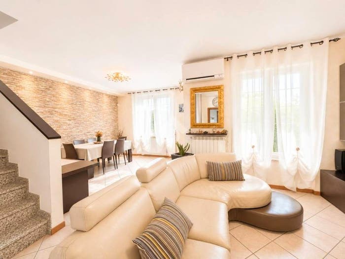 Casa quadrilocale in vendita in Via don alfonso ferraresi, Centro, Lomagna