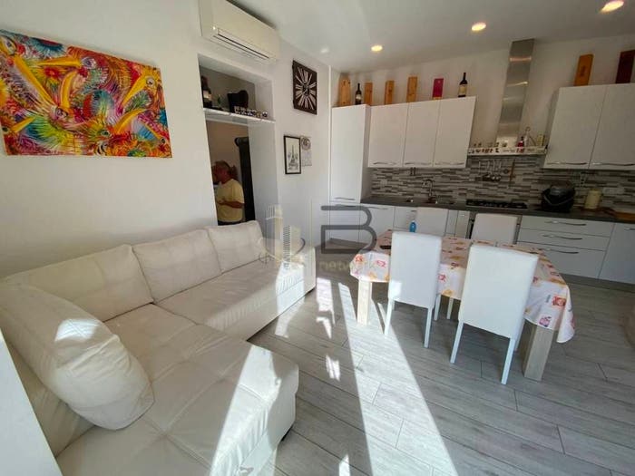 Appartamento quadrilocale in vendita in Via Firenze, Marina di Carrara, Carrara
