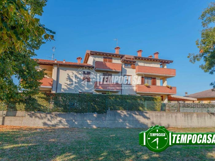 Appartamento trilocale in vendita in Via LBSalvoni, Pittolo, Piacenza