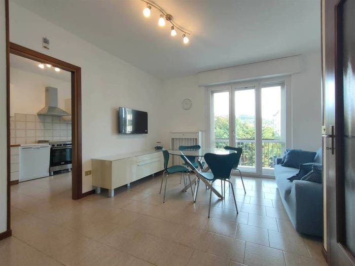 Appartamento quadrilocale in affitto in Largo Ca' di Cozzi, Ponte Crencano, Verona