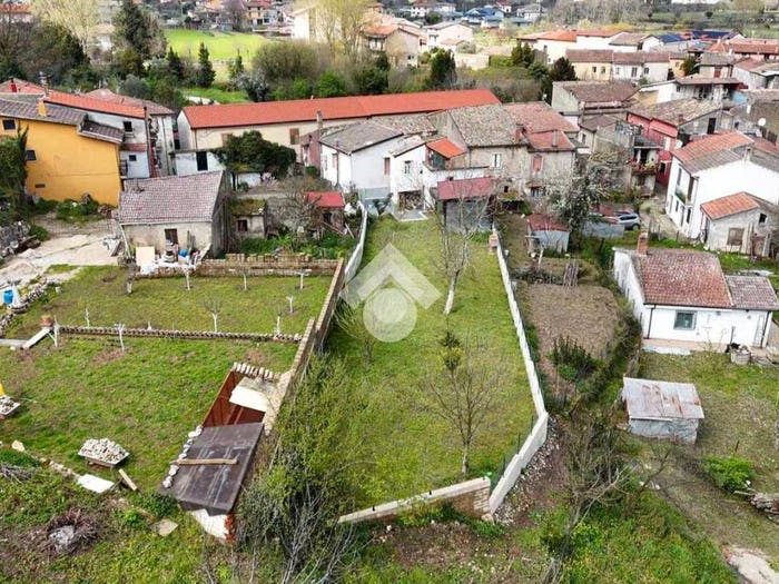 Casa quadrilocale in vendita in Via Sacchi, Trescine, Cervinara