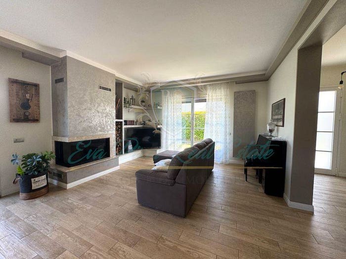 Casa con 6 locali in vendita in Via Rossini, Vidardo, Castiraga Vidardo