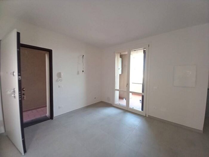 Appartamento quadrilocale in vendita in Strada Regionale Sarzanese Valdera, Santa Lucia La Borra, Pontedera