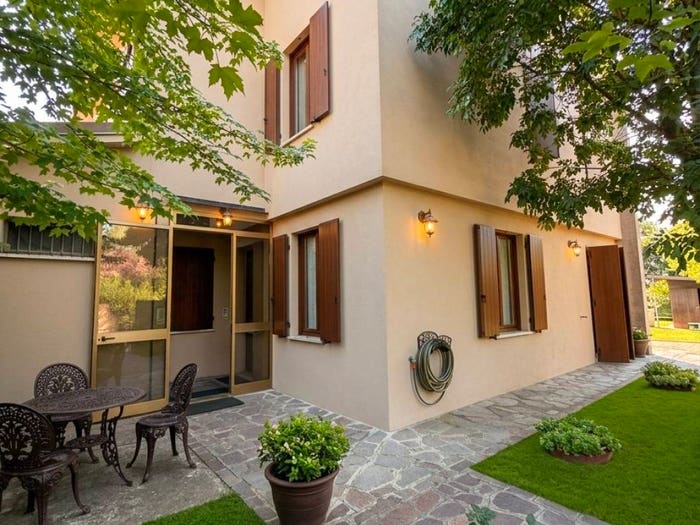 Casa con 5 locali in vendita in Via Quercia, Disvetro, Cavezzo