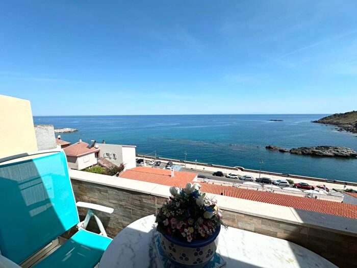 Casa trilocale in vendita in Via Lungomare Anglona, Centro, Castelsardo