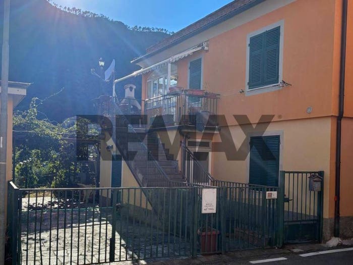 Appartamento con 5 locali in vendita in Bargone, Casarza Ligure