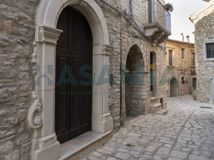 Casa con 6 locali in vendita in Via Roma, Centro, Pietragalla