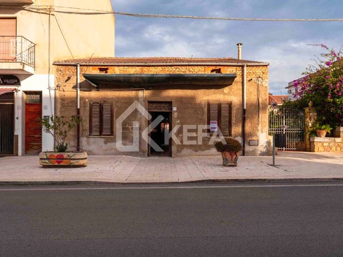 Casa quadrilocale in vendita in via Liberta', Finale, Pollina