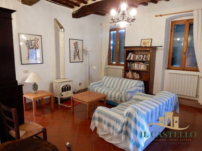 Appartamento quadrilocale in vendita in Via M Sensini, Centro, Paciano