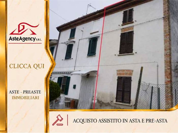 Casa quadrilocale in vendita in Localita' cascina pozza, Robecco Pavese