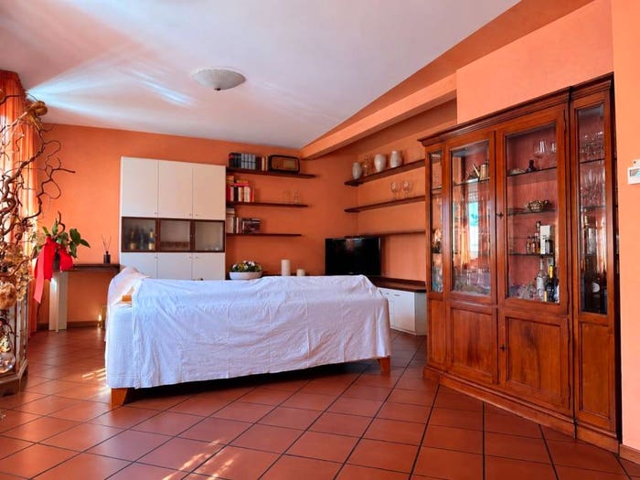 Casa trilocale in vendita in Via Olubra, Infrangibile, Piacenza
