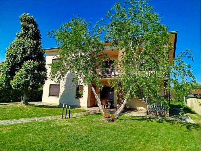 Casa con 6 locali in vendita in dell'ave maria, Lammari Lunata, Capannori