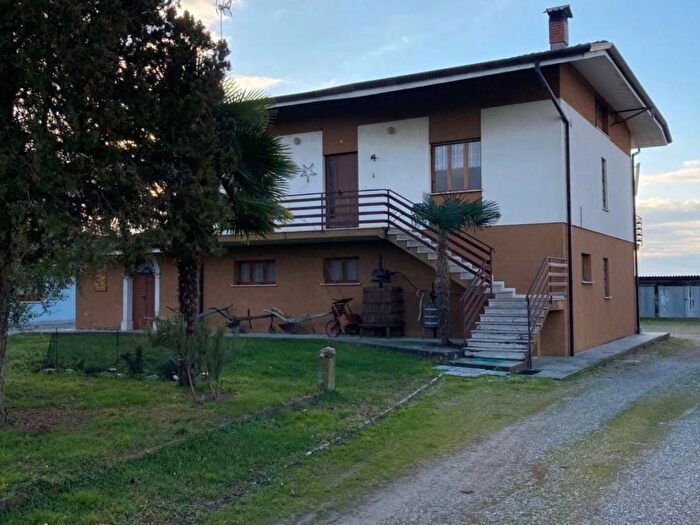 Casa con 6 locali in vendita in Via Giacomo Matteotti, San Valentino, Fiumicello Villa Vicentina