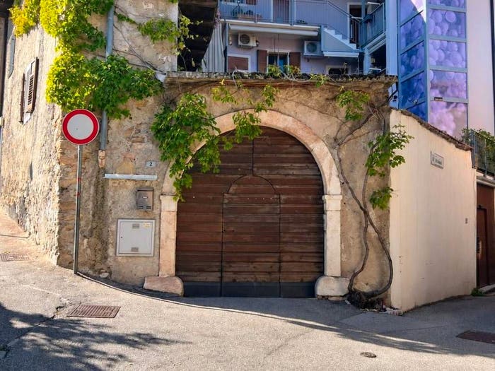 Appartamento con 6 locali in vendita in Largo III Novembre, Centro, Isera