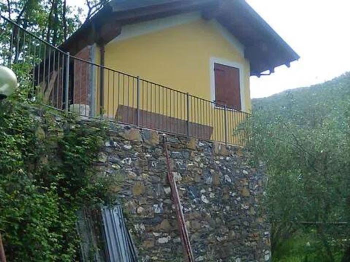Casa quadrilocale in vendita in Borgata Cornari, Borghetto d'Arroscia