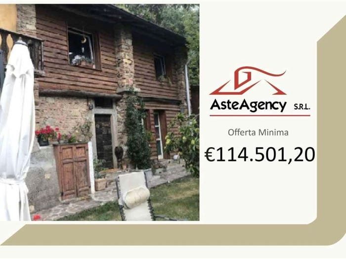 Casa quadrilocale in vendita in Via chignoletti, Centro, Palazzago