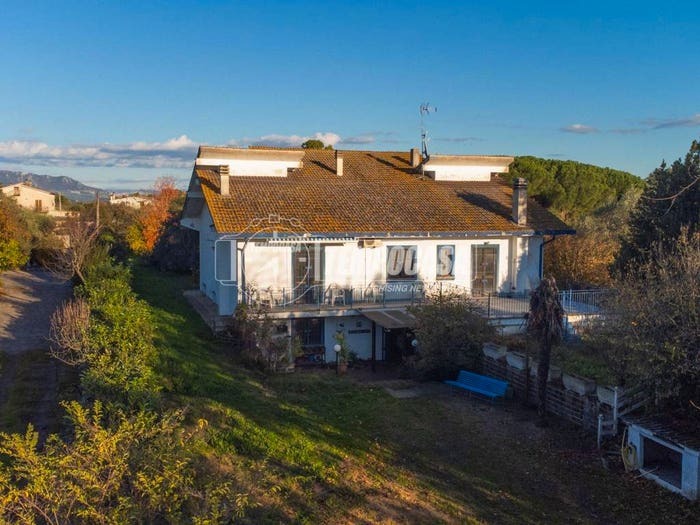Casa con 6 locali in vendita in Strada Valle l'Abate, Mazzano Romano