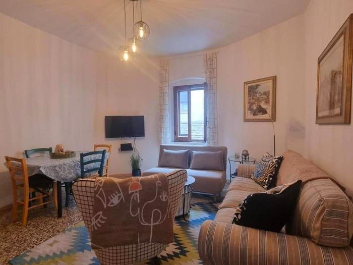 Appartamento trilocale in vendita in Via G del Secco, Colle Alta Borgo Nuovo, Colle di Val d'Elsa