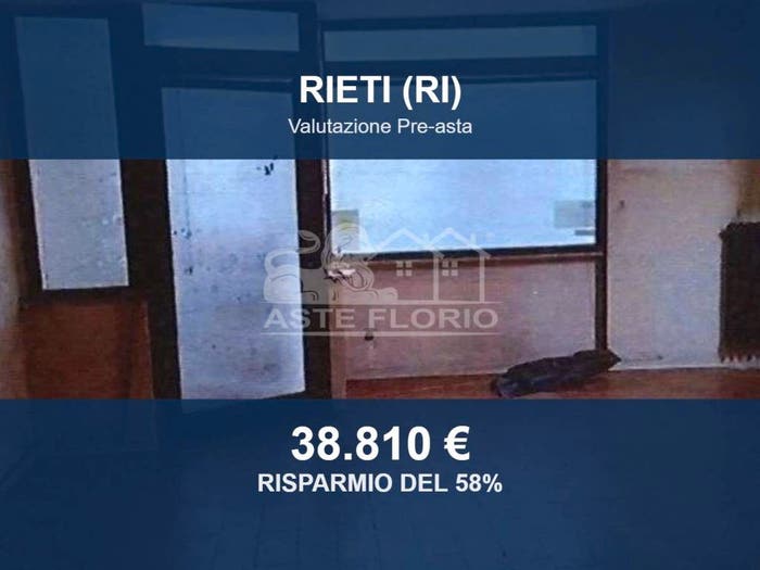 Appartamento con 6 locali in vendita in Vicolo dell'Arco Oscuro, Marzocchina, Rieti