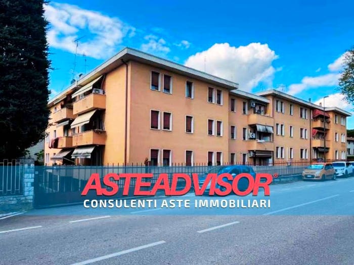 Appartamento con 6 locali in vendita in Strada Rovigana, Centro, Monselice