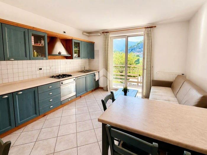 Appartamento trilocale in vendita in Via Strada Rivana, Centro, NagoTorbole