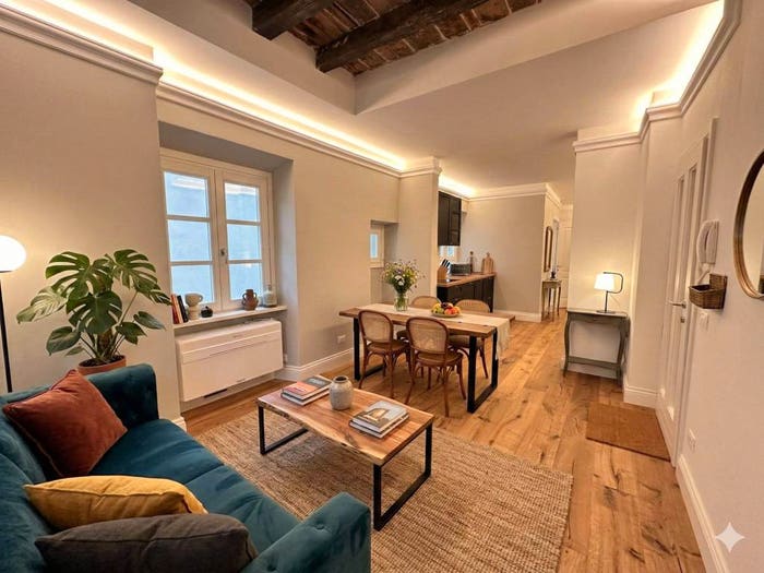 Appartamento trilocale in vendita in Via della Condotta, Signoria Uffizi, Firenze
