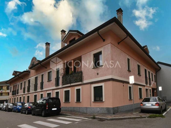 Appartamento trilocale in vendita in Via Torre, Centro, Parabiago