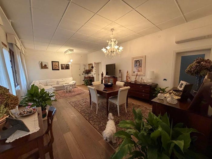 Casa con 6 locali in vendita in Via Veneto, Oriago, Mira