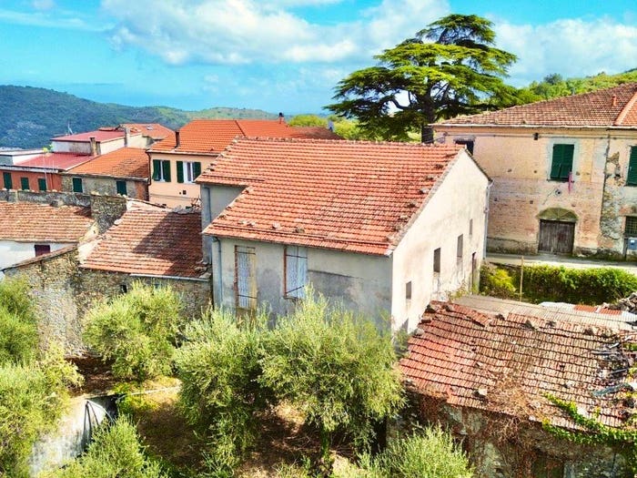 Casa con 6 locali in vendita in Via Principale, Bestagno, Pontedassio