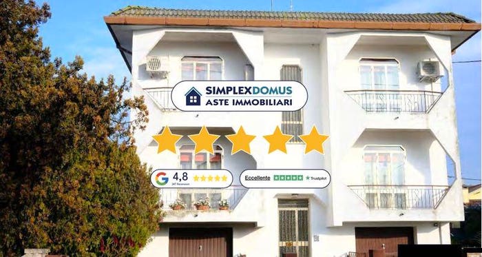 Appartamento quadrilocale in vendita in Via Degli Estensi, Centro, Occhiobello