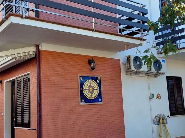 Casa con 6 locali in vendita in Via Milano, Marcelli, Numana
