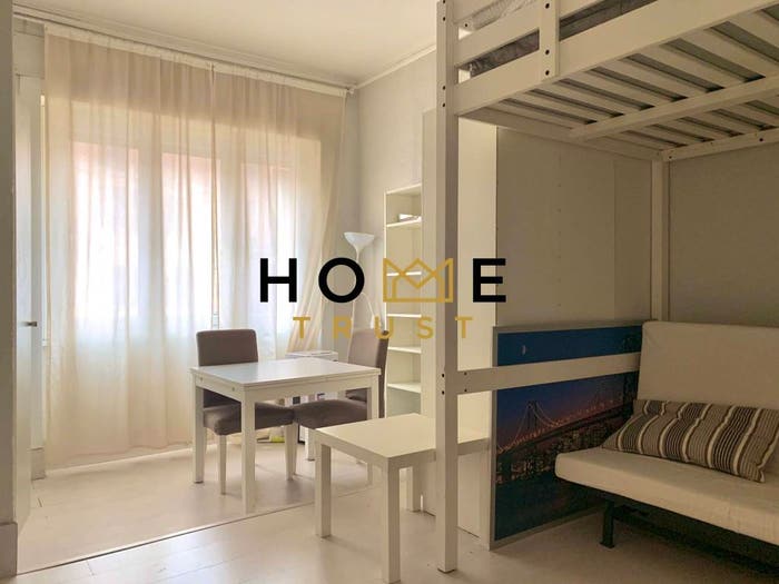 Appartamento monolocale in affitto in Via Vettabbia, Ticinese, Milano