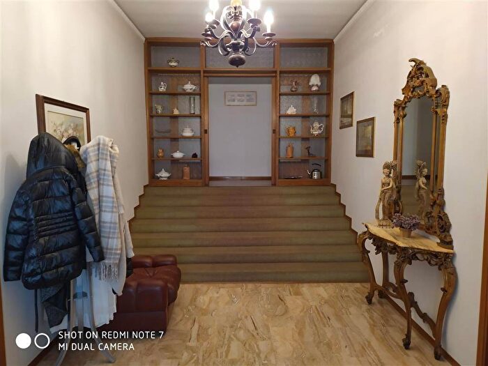 Casa con 6 locali in vendita in Sgarbi Molon, Reggiolo