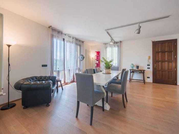 Casa con 6 locali in vendita in Capannoli