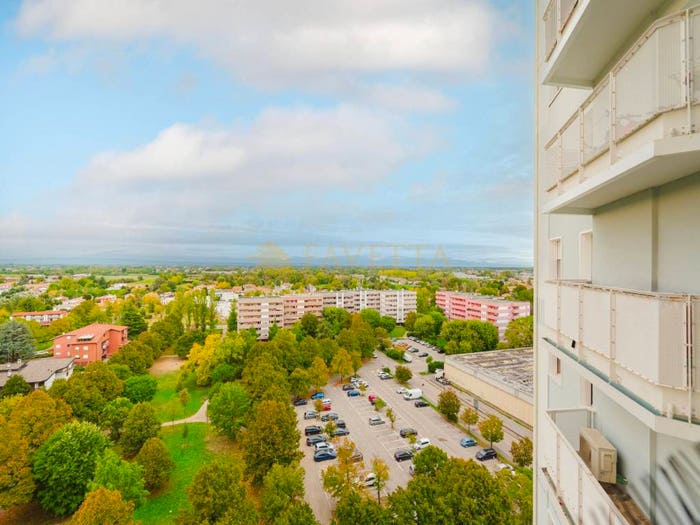 Appartamento quadrilocale in vendita in Via Pisa, Santa Bona Nuova, Treviso