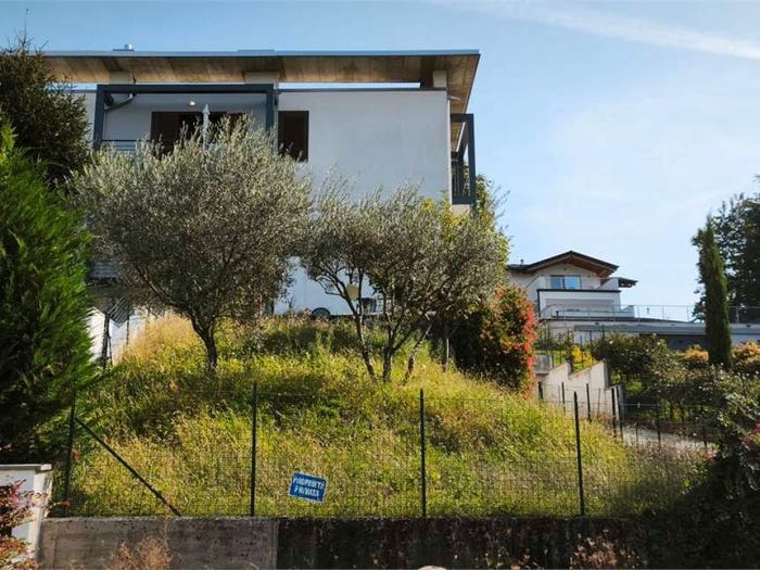 Appartamento trilocale in vendita in Via Olgiate, Oltrona di San Mamette