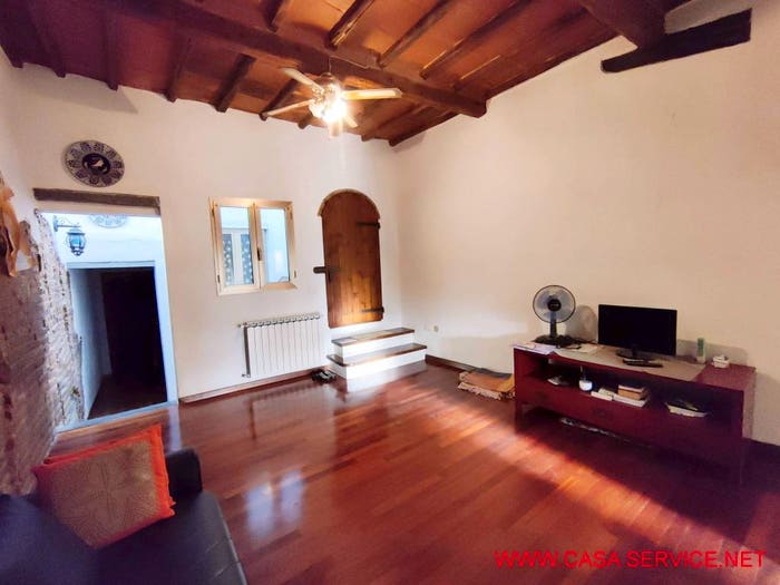 Appartamento quadrilocale in vendita in Viale Roma, Città, Montevarchi