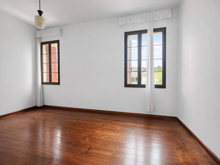 Casa con 6 locali in vendita in Via Giovanni Gasparini, Paese