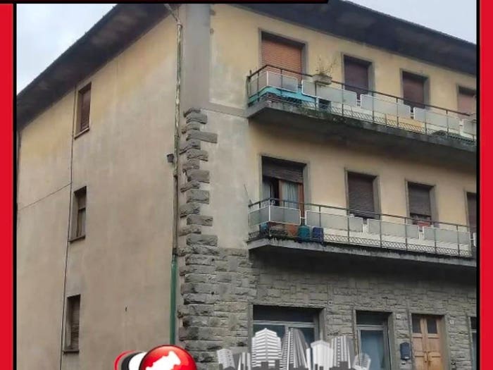Appartamento con 5 locali in vendita in Viale Baccarini Marradi FI Italia, Centro, Marradi