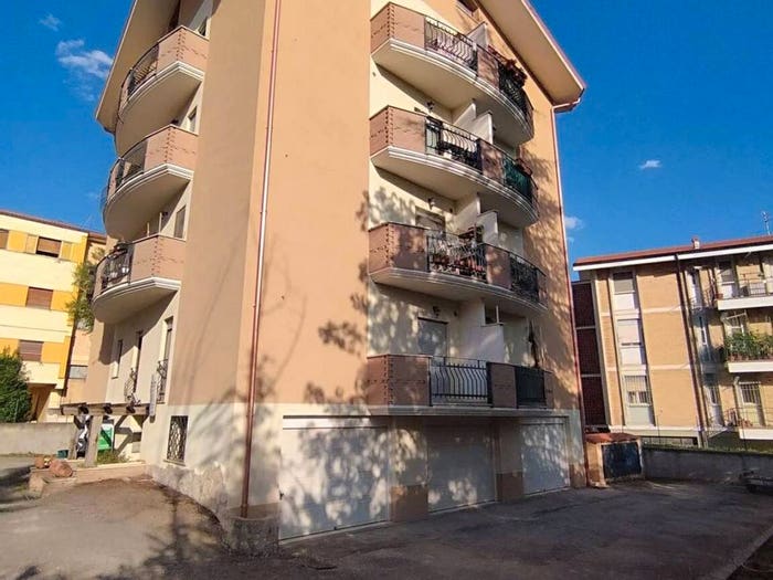 Appartamento trilocale in vendita in Via Ignazio Silone SNC, Centro, Avezzano
